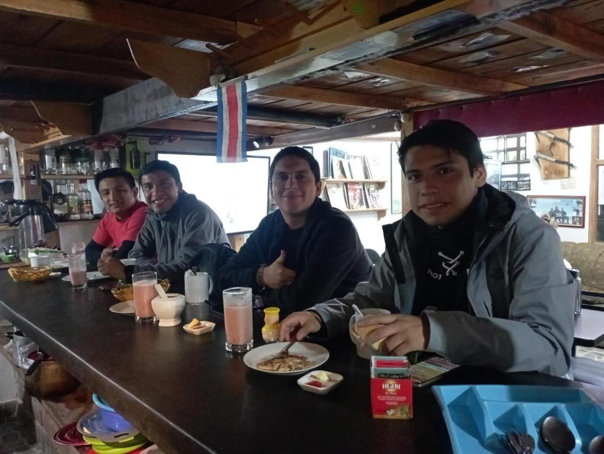 Andes Hostel Huaraz  Exterior foto