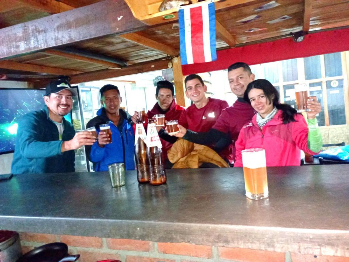Andes Hostel Huaraz  Exterior foto